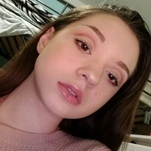 Meet your Posher, Tori